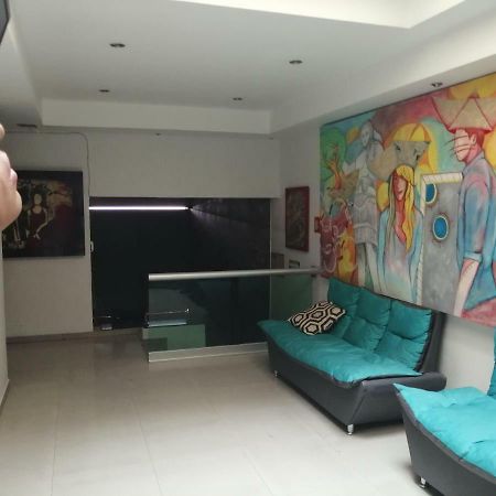 Pule Pule Hostal Boutique Guadalajara Buitenkant foto