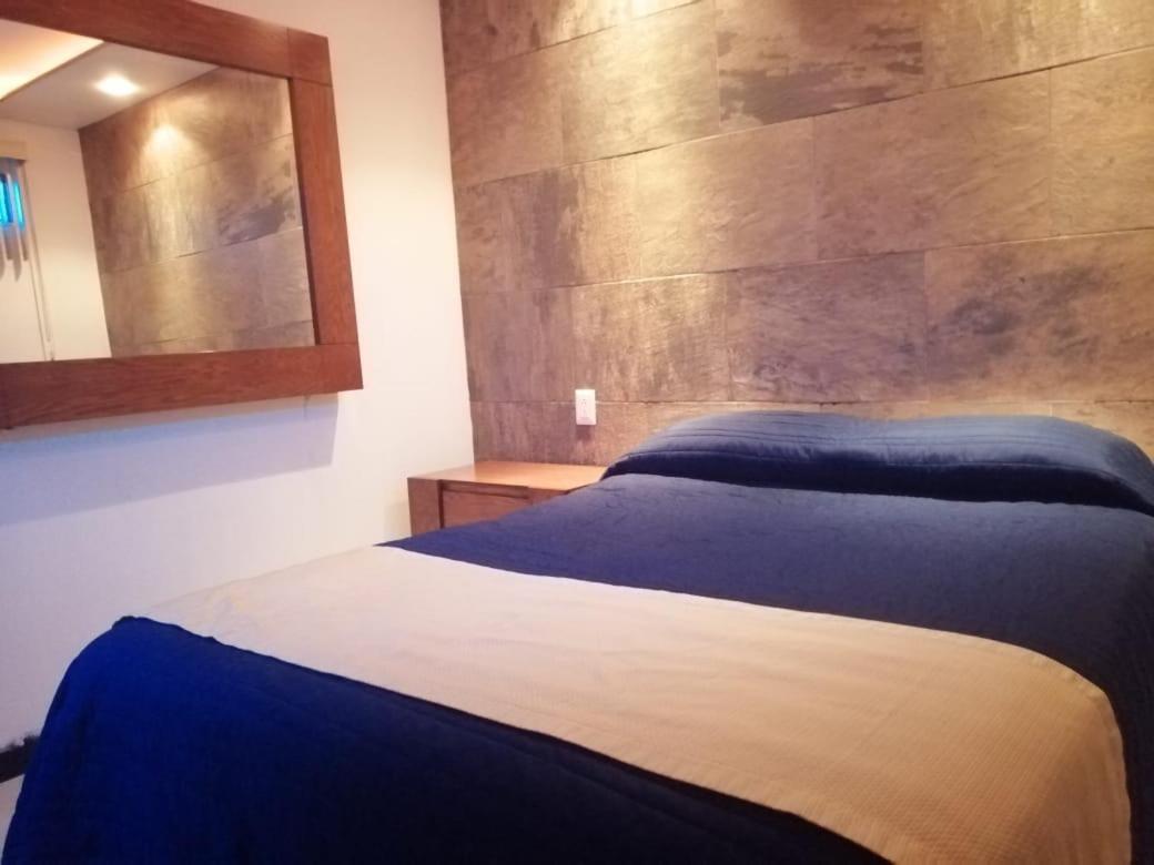 Pule Pule Hostal Boutique Guadalajara Buitenkant foto
